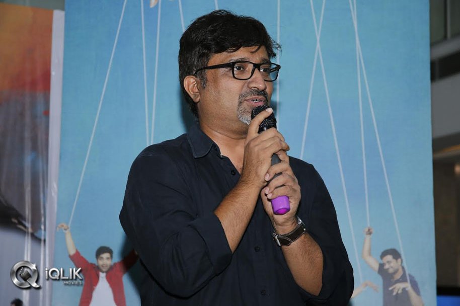 AmiThumi-Movie-Team-Promotions-at-Vijayawada